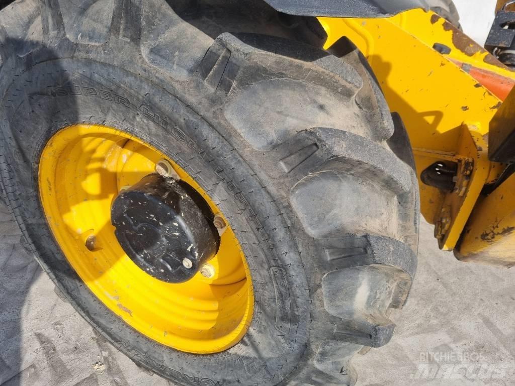 JCB 535-125 Hiviz Ładowarki teleskopowe