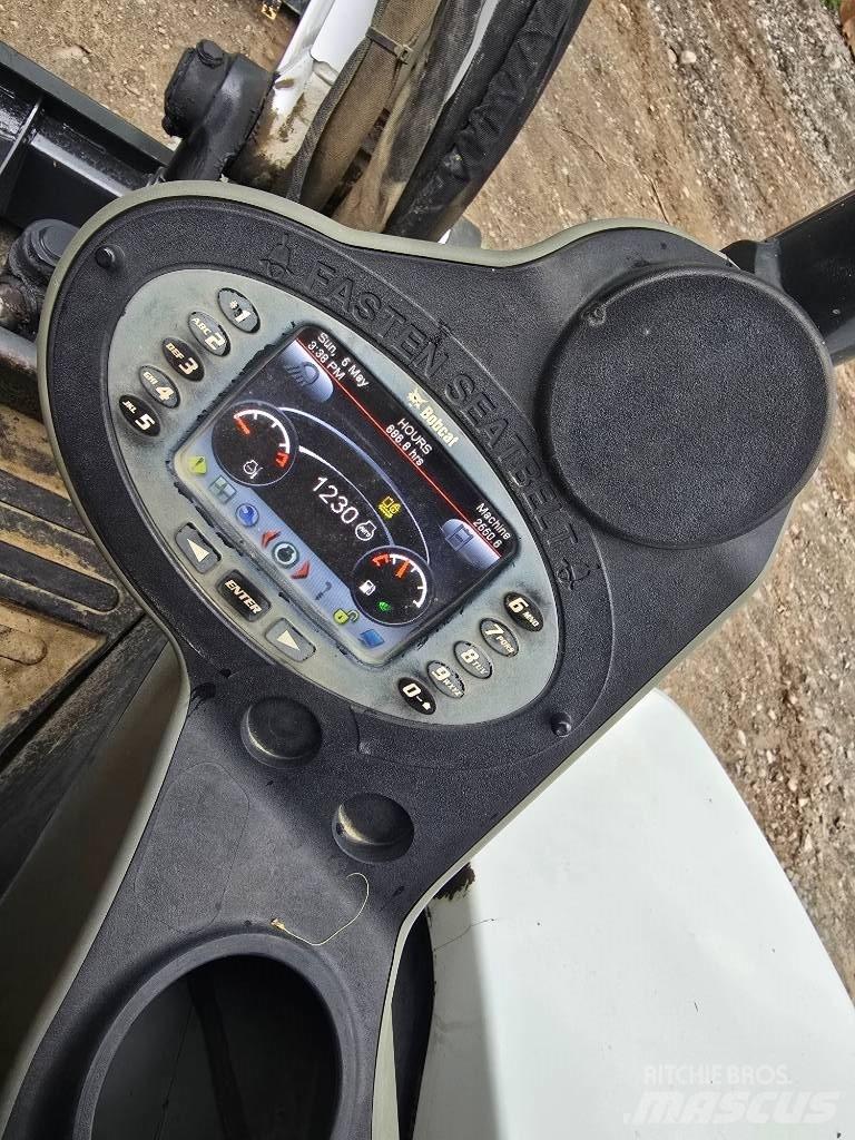 Bobcat E 50 Minikoparki