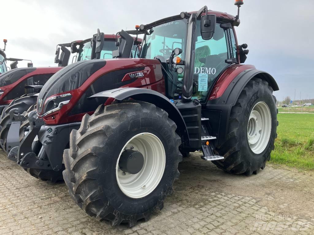 Valtra T225 Versu Ciągniki rolnicze