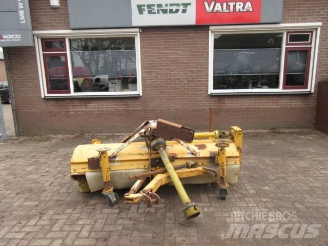 Riko M700 Inny sprzęt drogowy i odśnieżający