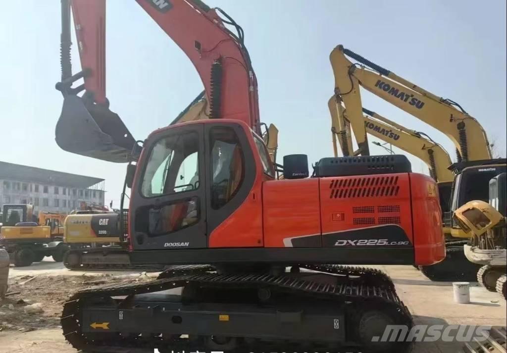 Doosan DX 225 LC Koparki gąsienicowe
