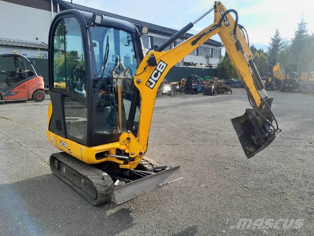 JCB 8018 Minikoparki