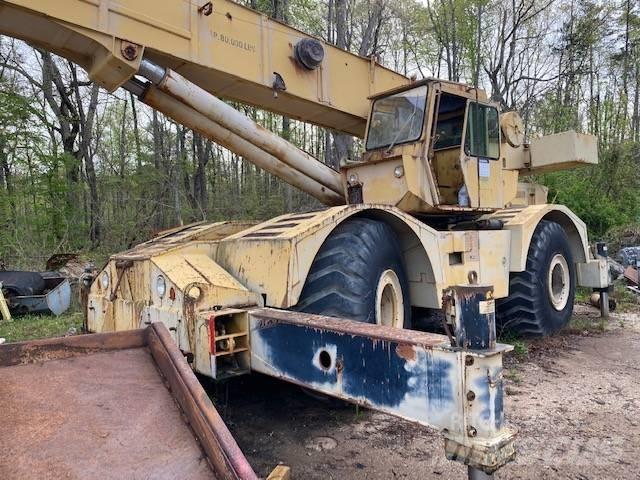 Grove RT 755 Żurawie terenowe