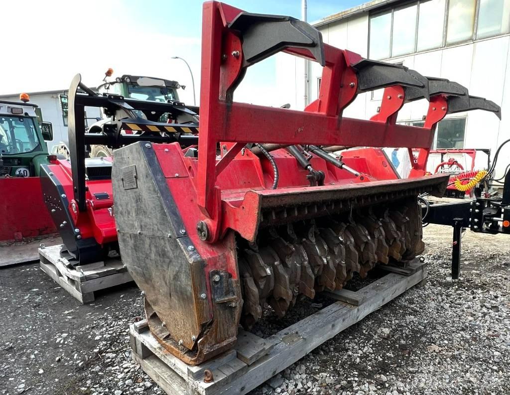 PRINOTH M700 Kosiarki bijakowe