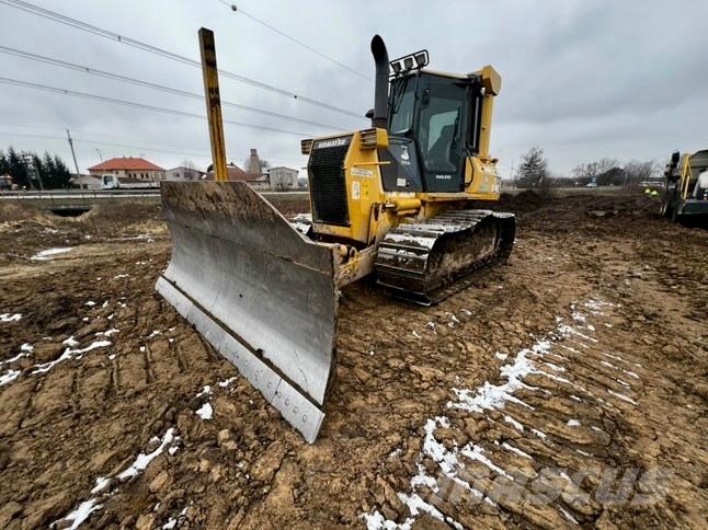 Komatsu D 41 E Spycharki gąsienicowe
