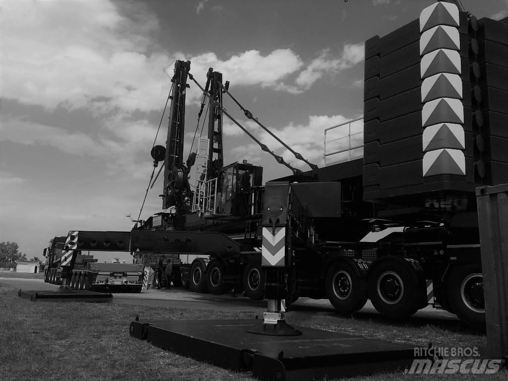 Demag AC 700 Żurawie szosowo-terenowe
