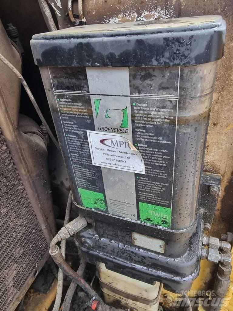 CAT M 325 D L MH Koparki przeładunkowe
