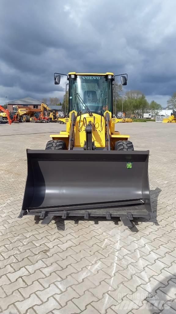Volvo L 30 G Ładowarki kołowe