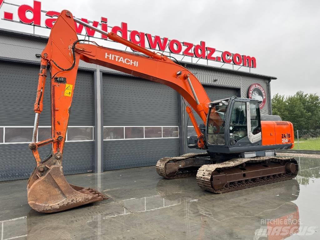 Hitachi ZX 250 LC-3 Koparki gąsienicowe