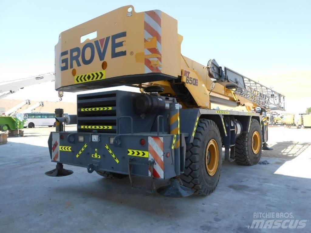 Grove RT 650 E Żurawie terenowe