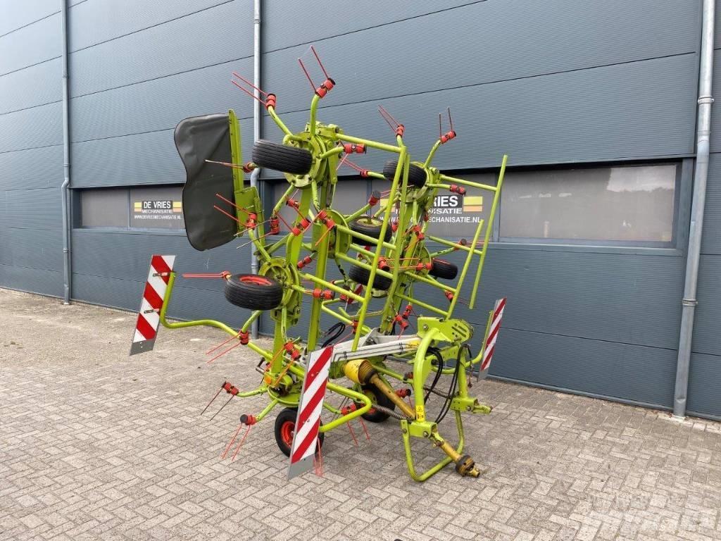 CLAAS Volto 870 Zgrabiarki i przetrząsacze