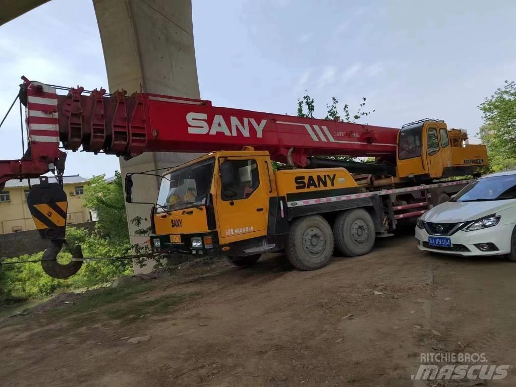 Sany 50 Żurawie gąsienicowe