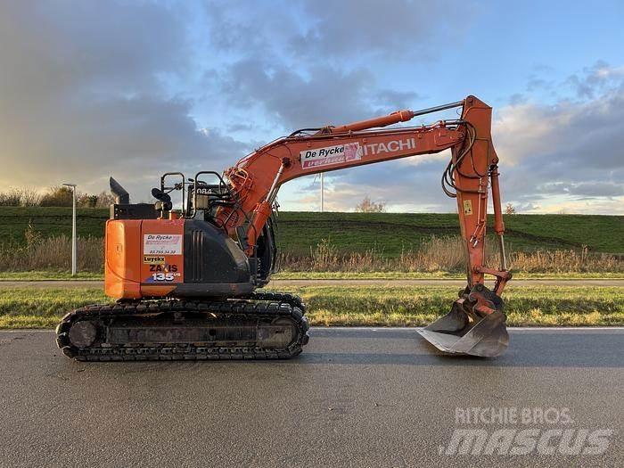 Hitachi ZX135US-6 Koparki gąsienicowe