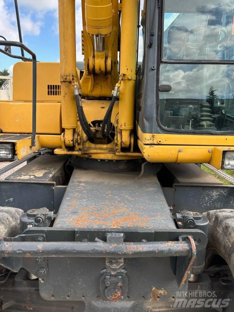 Komatsu PW 170 ES-6K Koparki kołowe