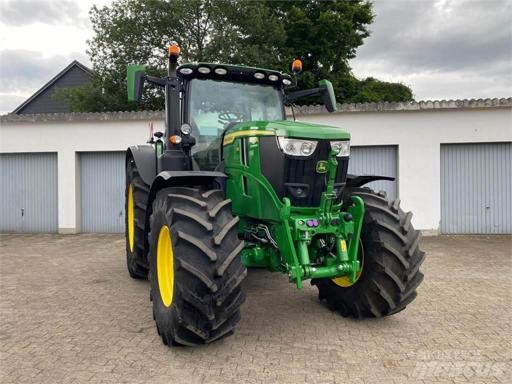 John Deere 6R 215 Ciągniki rolnicze