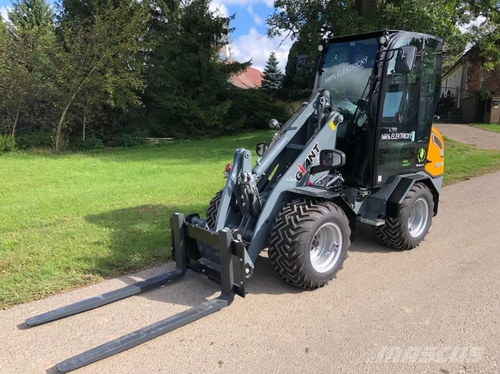 GiANT G 2200 E Ładowarki wielofunkcyjne