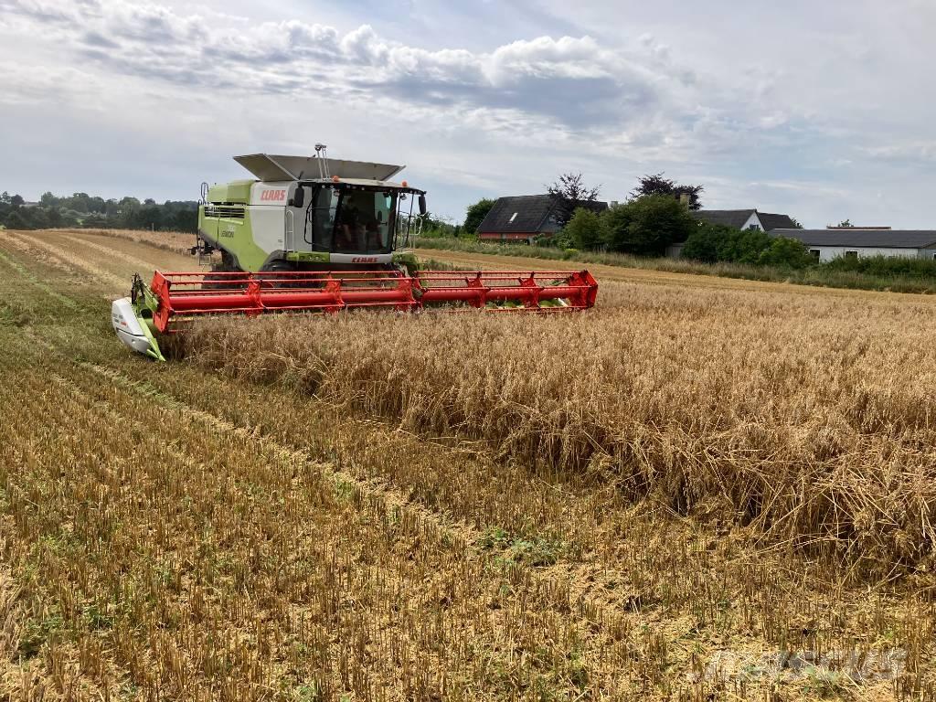 CLAAS Lexion 760 Kombajny zbożowe