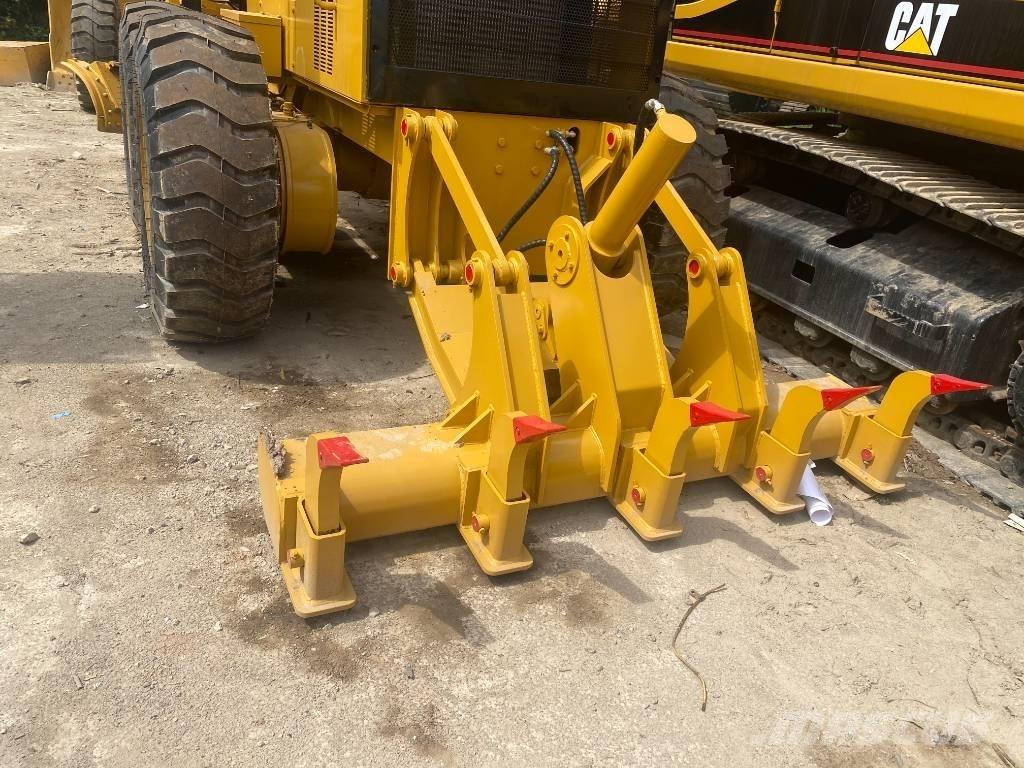 CAT 140 H Równiarki