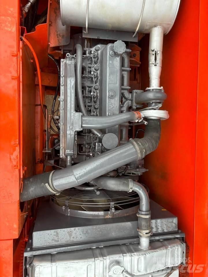 Doosan DX 225 LCA Koparki gąsienicowe