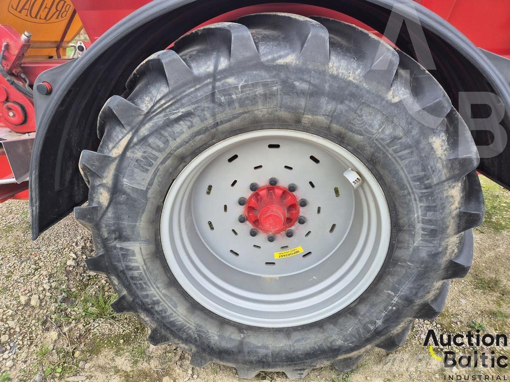 Bredal F10 Rozrzutnik nawozów mineralnych