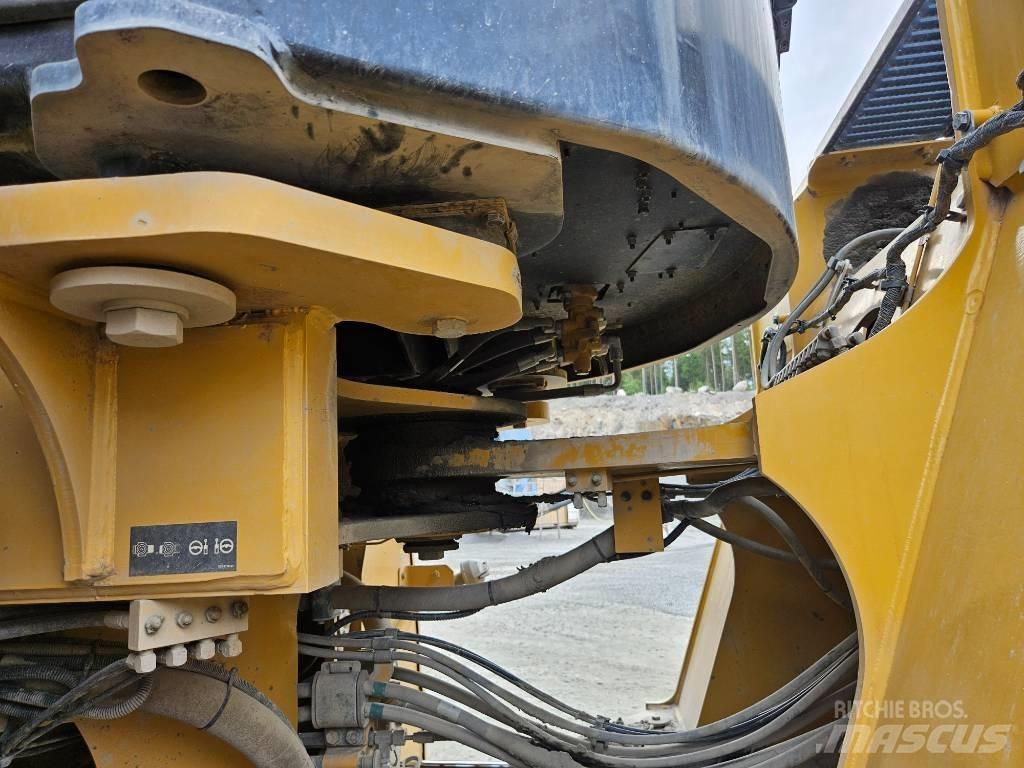 CAT 980 M Ładowarki kołowe