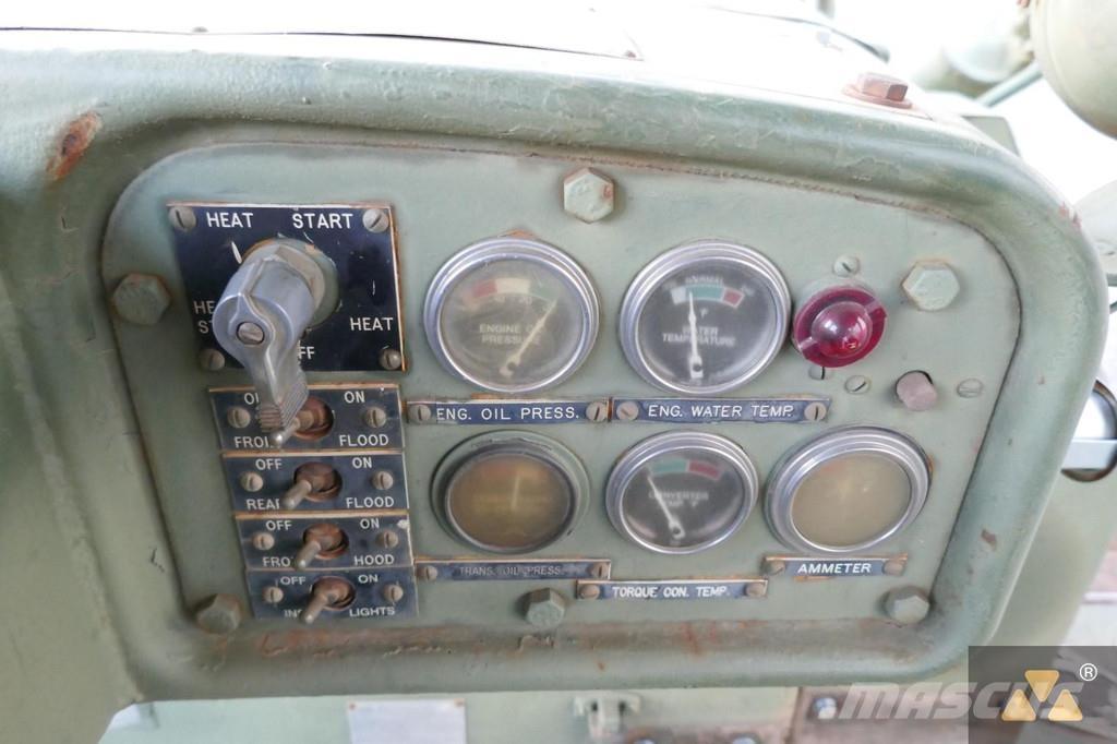 CAT D7F Ex-army Spycharki gąsienicowe