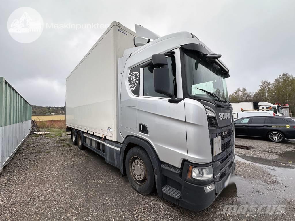 Scania R 520 Samochody ciężarowe ze skrzynią zamkniętą