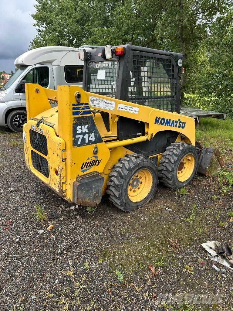 Komatsu SK 714 Ładowarki burtowe