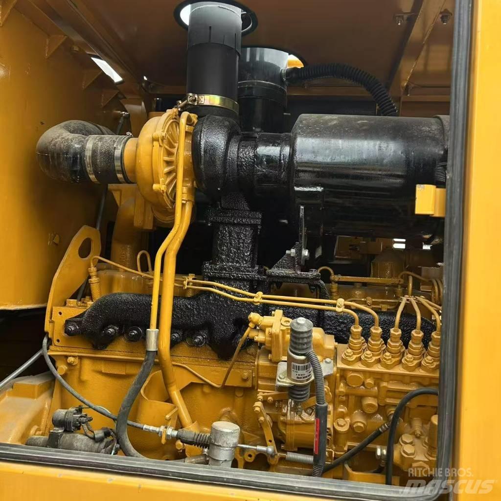 CAT 140 H Równiarki
