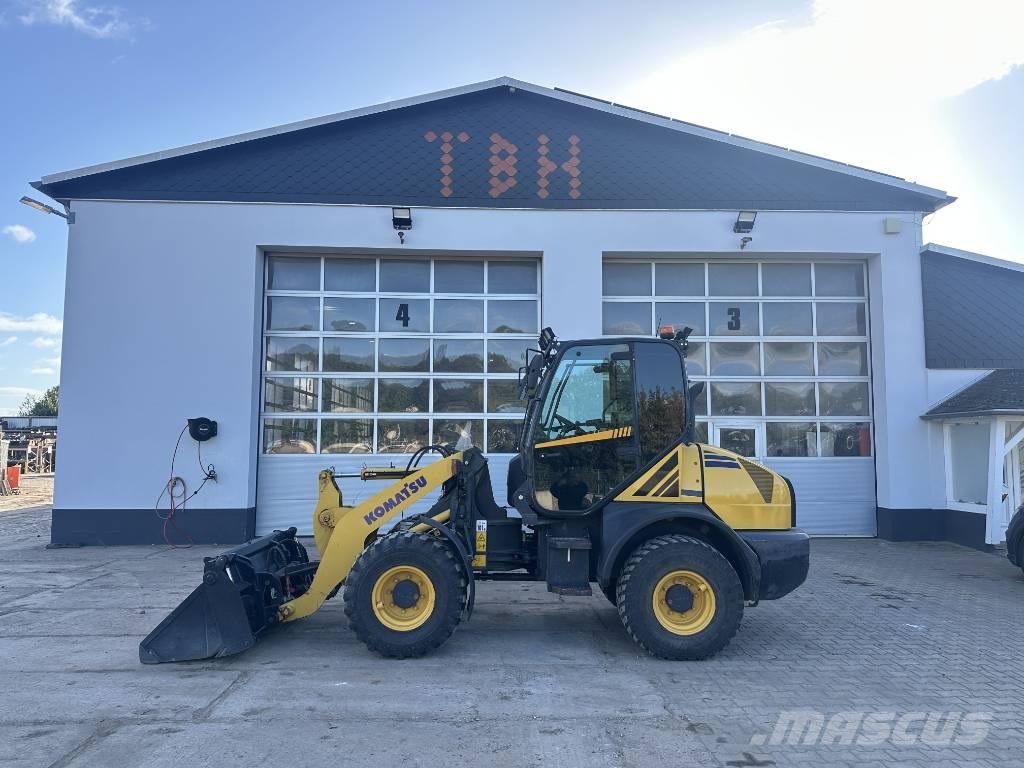 Komatsu WA 80-6 Ładowarki kołowe