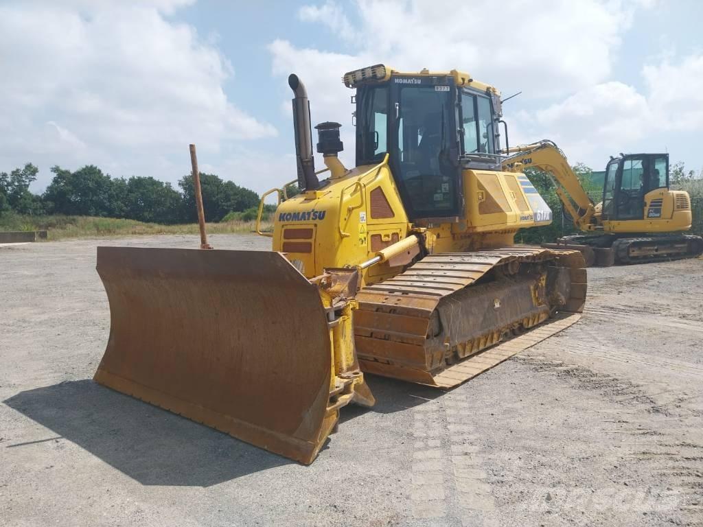 Komatsu D61PX-23 Spycharki gąsienicowe