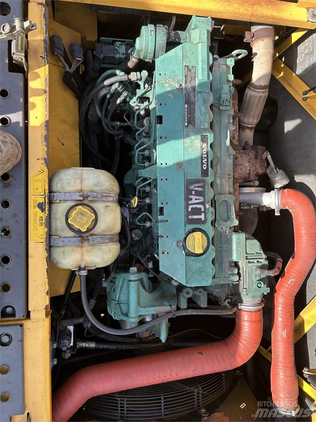 Excavator Volvo Koparki kołowe