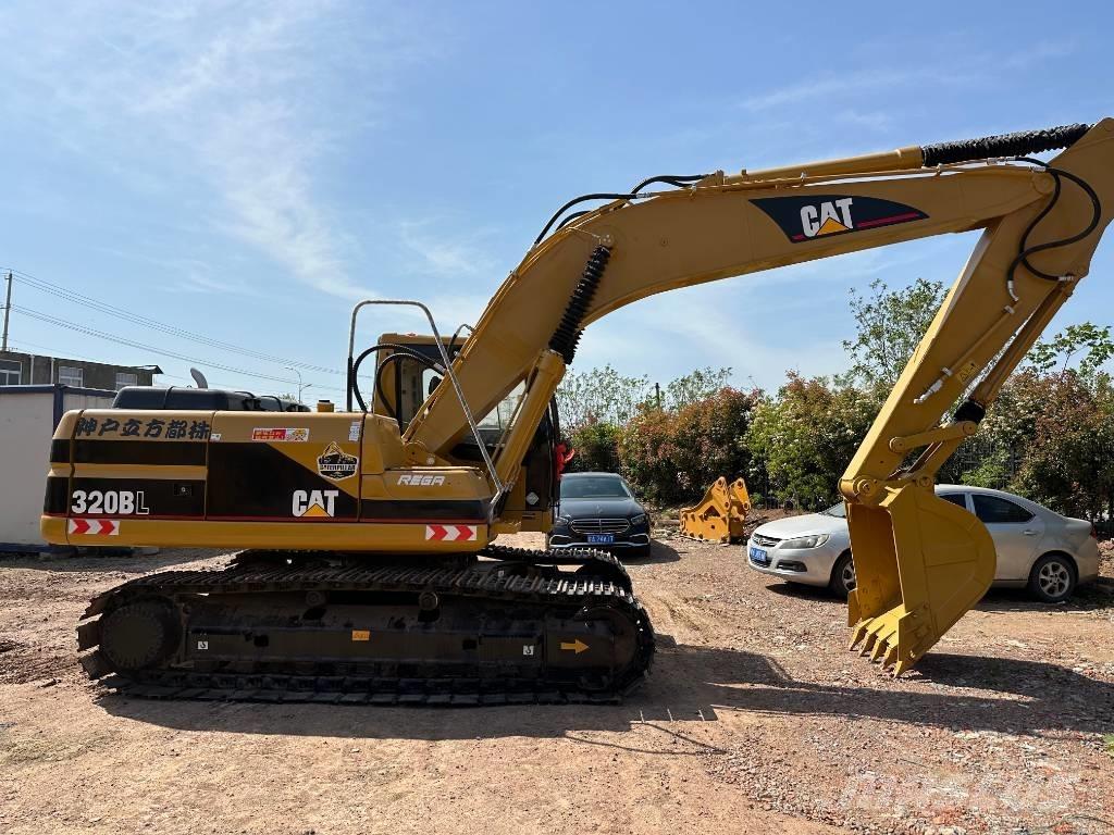 CAT 320 B L Koparki gąsienicowe