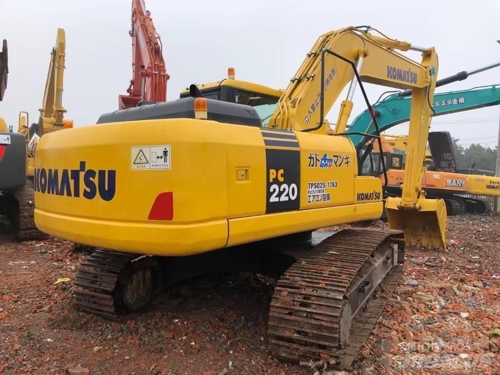 Komatsu PC 220-7 Koparki gąsienicowe