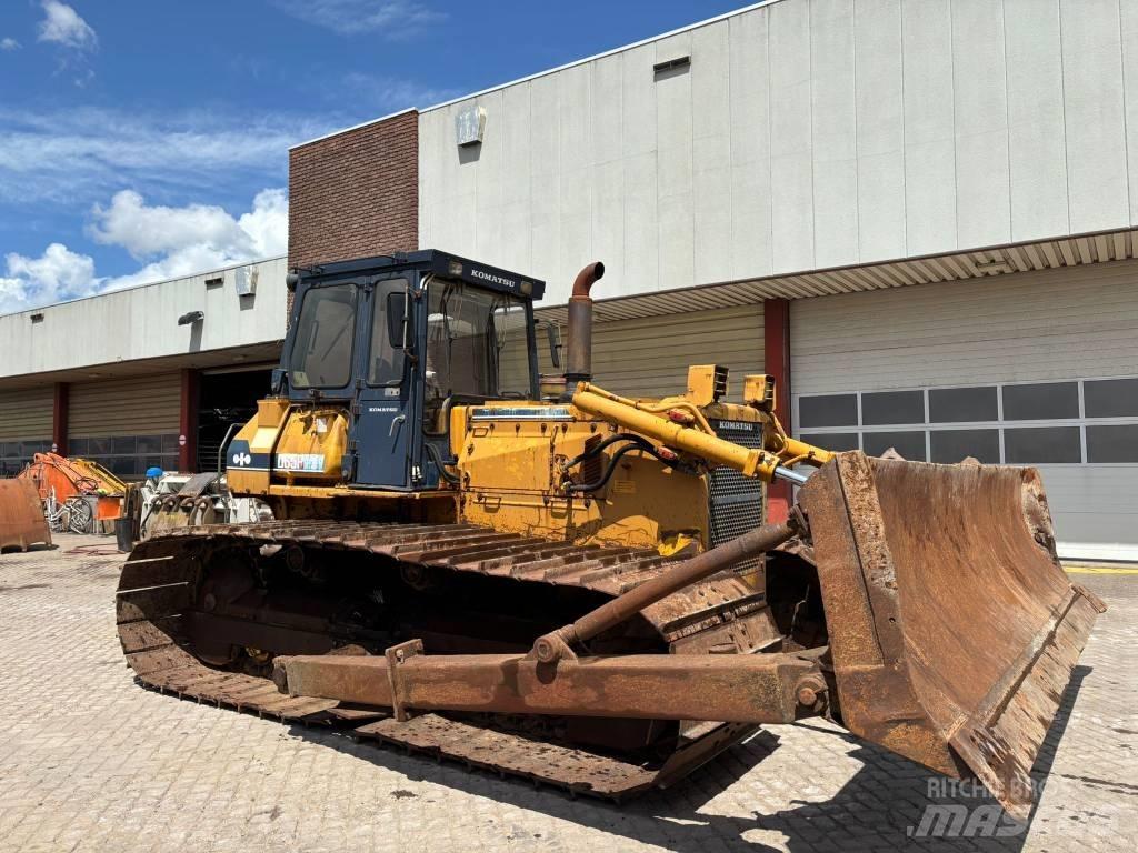 Komatsu D65PX-8 Spycharki gąsienicowe