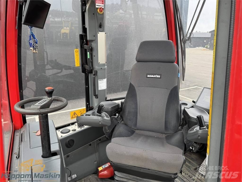 Komatsu 895 Forwardery