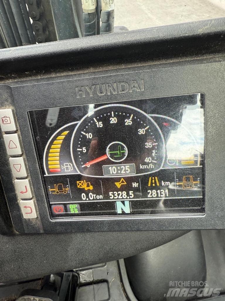 Hyundai 33D-9 Wózki Diesla
