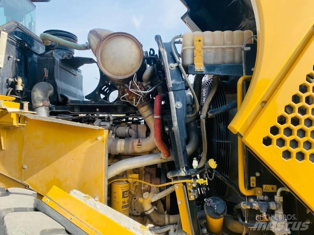 CAT 966k xe Ładowarki kołowe
