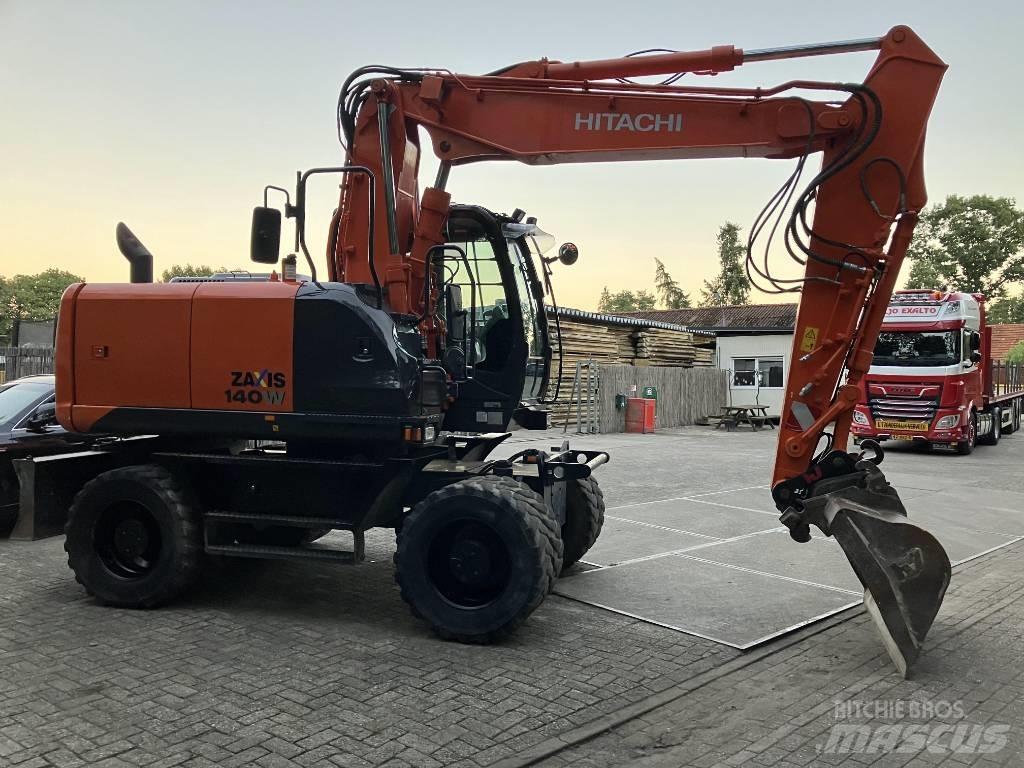 Hitachi ZX140-5B Koparki kołowe