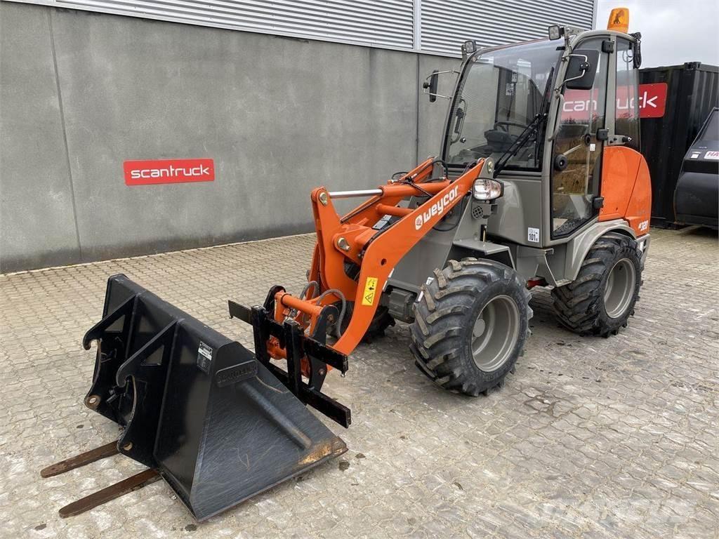 Weycor AR320 Cab Ładowarki wielofunkcyjne