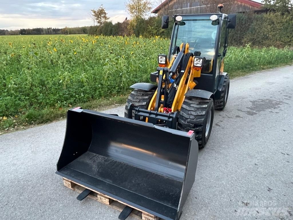 Schäffer 2430 SLT Ładowarki burtowe