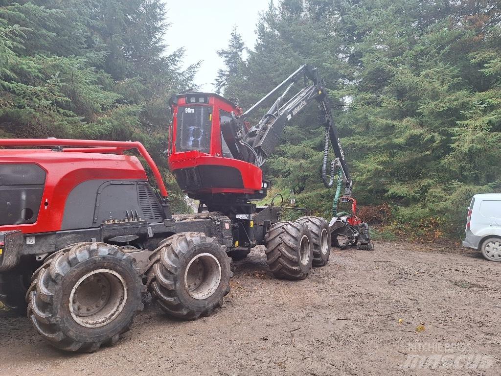 Komatsu 901 XC Harwestery