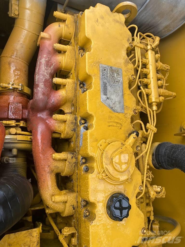 CAT 320 D Koparki gąsienicowe