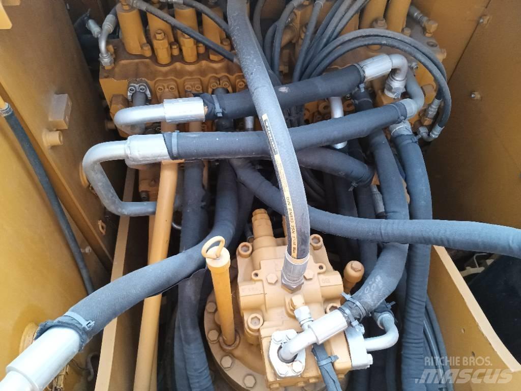 CAT 320D2 Midikoparki  7t - 12t