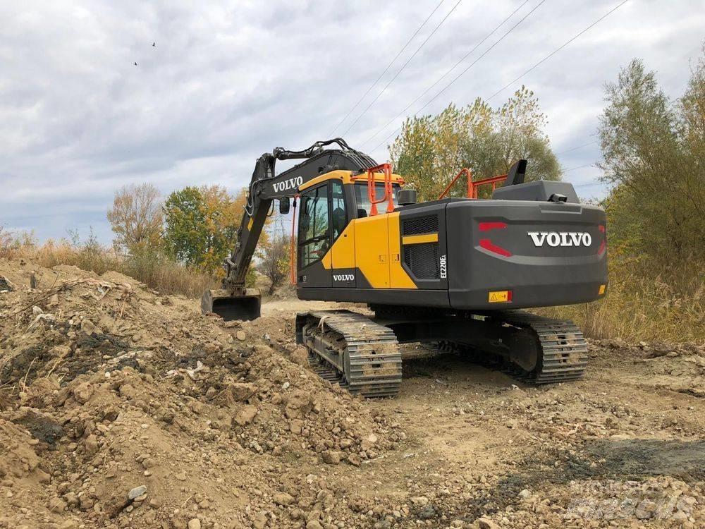 Volvo EC220 EL Koparki gąsienicowe