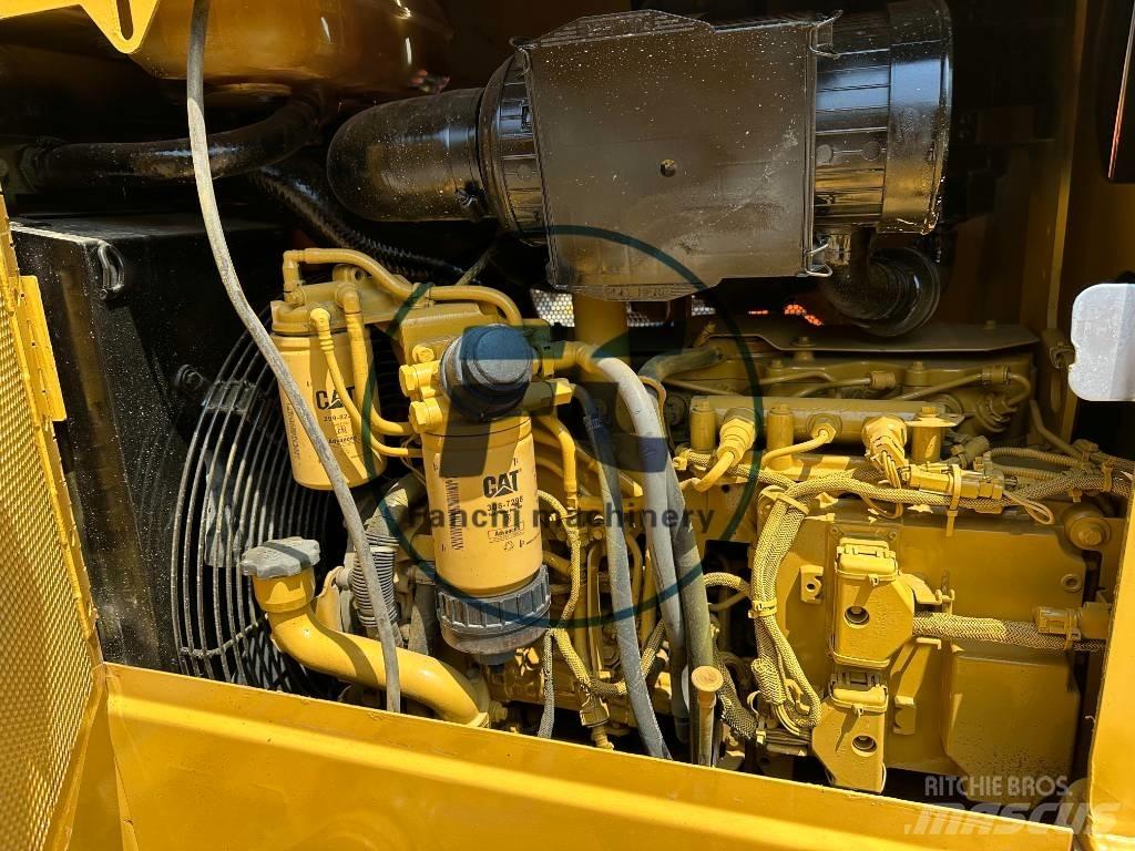 CAT D 5 K Spycharki gąsienicowe
