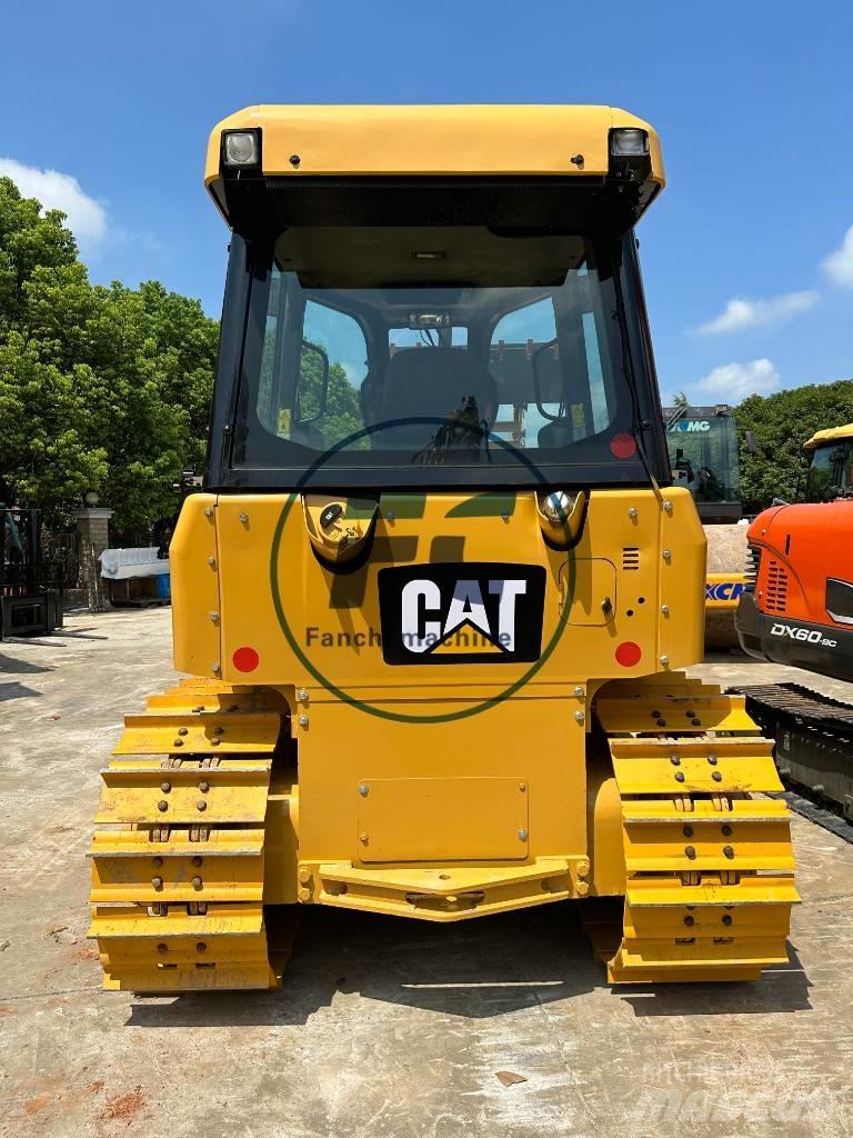 CAT D 5 K Spycharki gąsienicowe