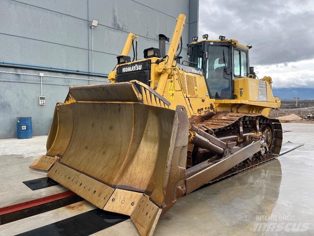 Komatsu D155 AX-6 Spycharki gąsienicowe