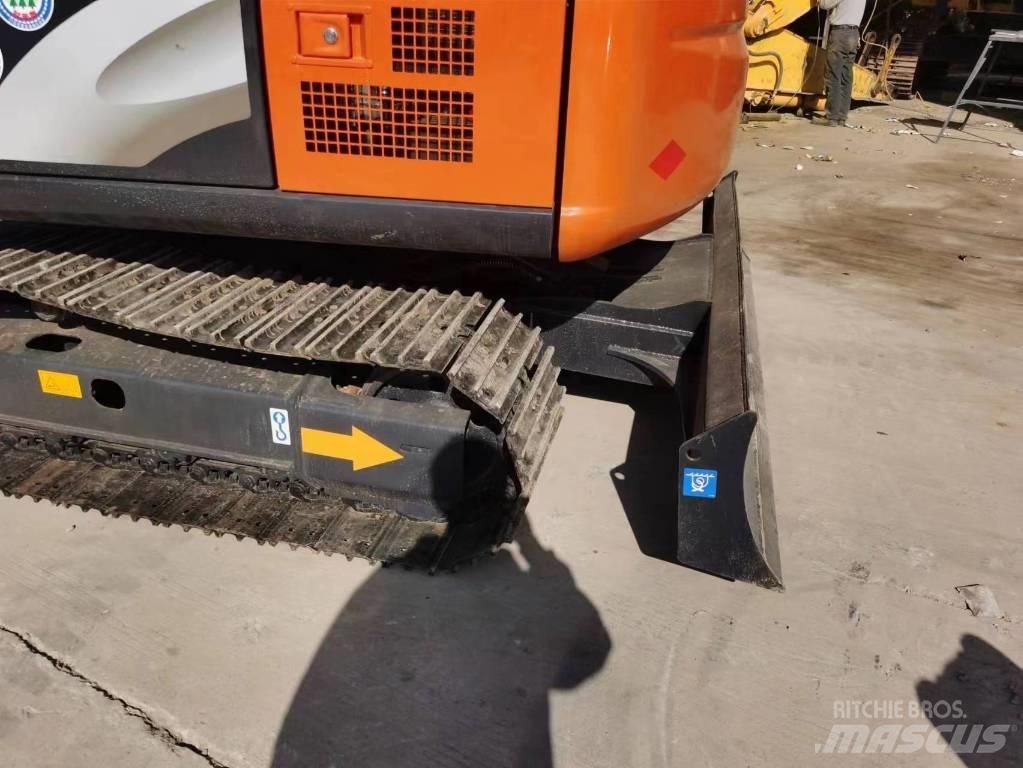 Hitachi ZX 70 Minikoparki