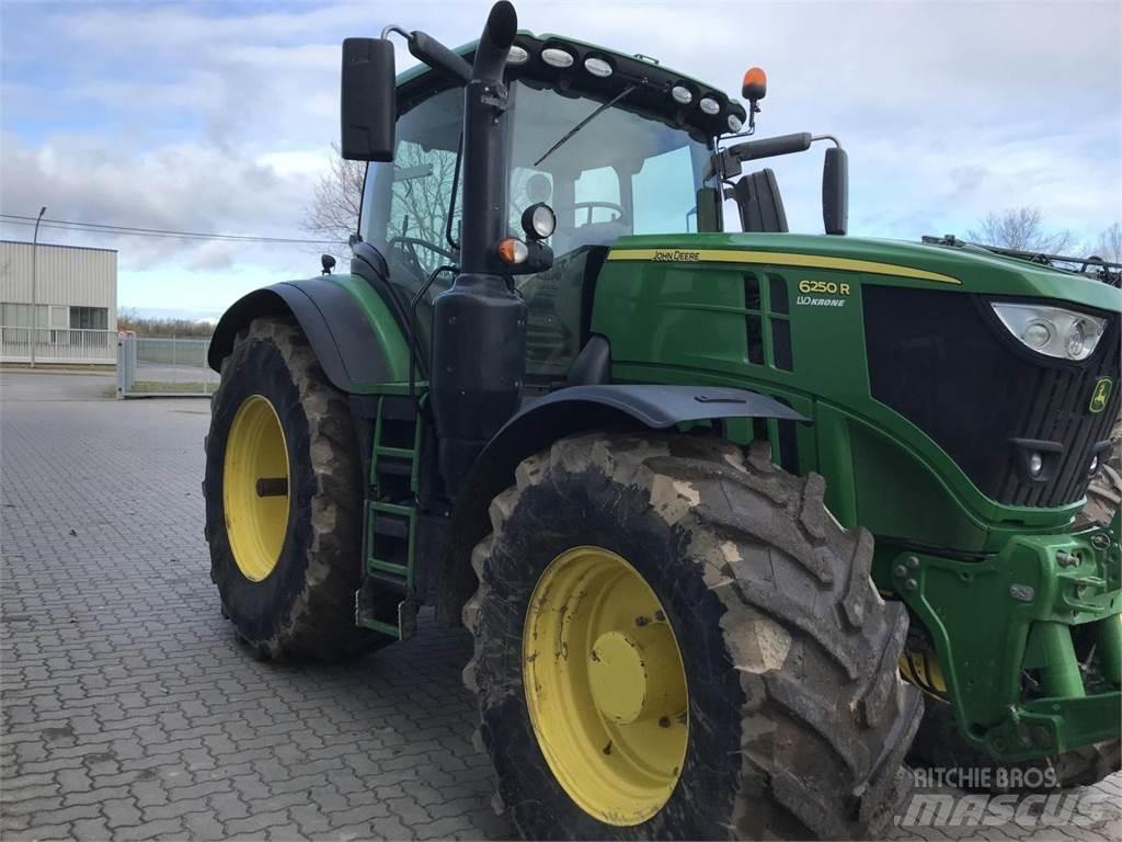 John Deere 6250R Ciągniki rolnicze